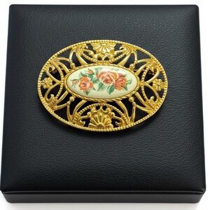Vintage Avon Gold Tone Filigree‎ Brooch with Porcelain Rose Center